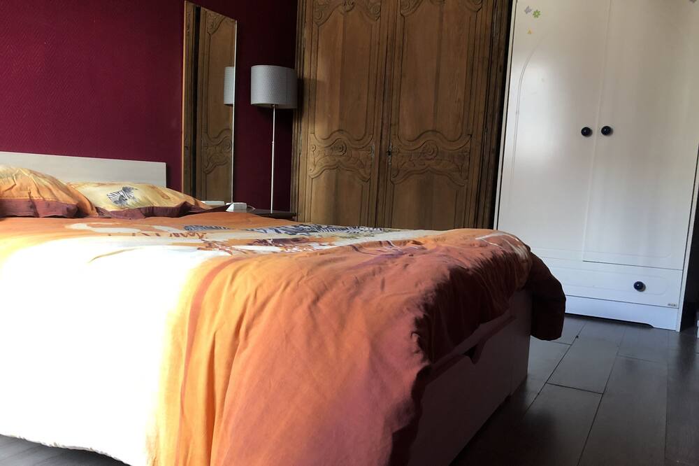Photo of Bedroom in Coteaux Ouest