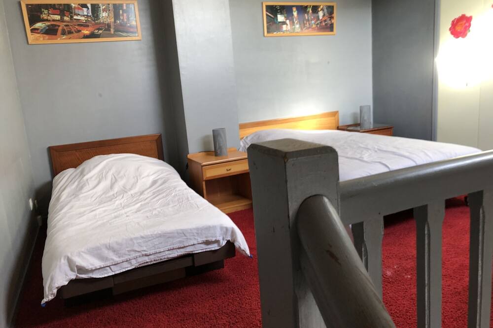 Photo of Bedroom in Coteaux Ouest