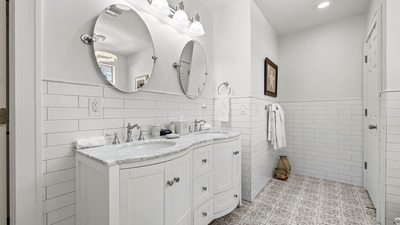 Photo of Bathroom in Historic Kenwood