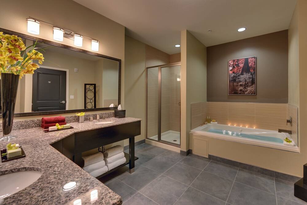 Photo of Bathroom in Baldwin