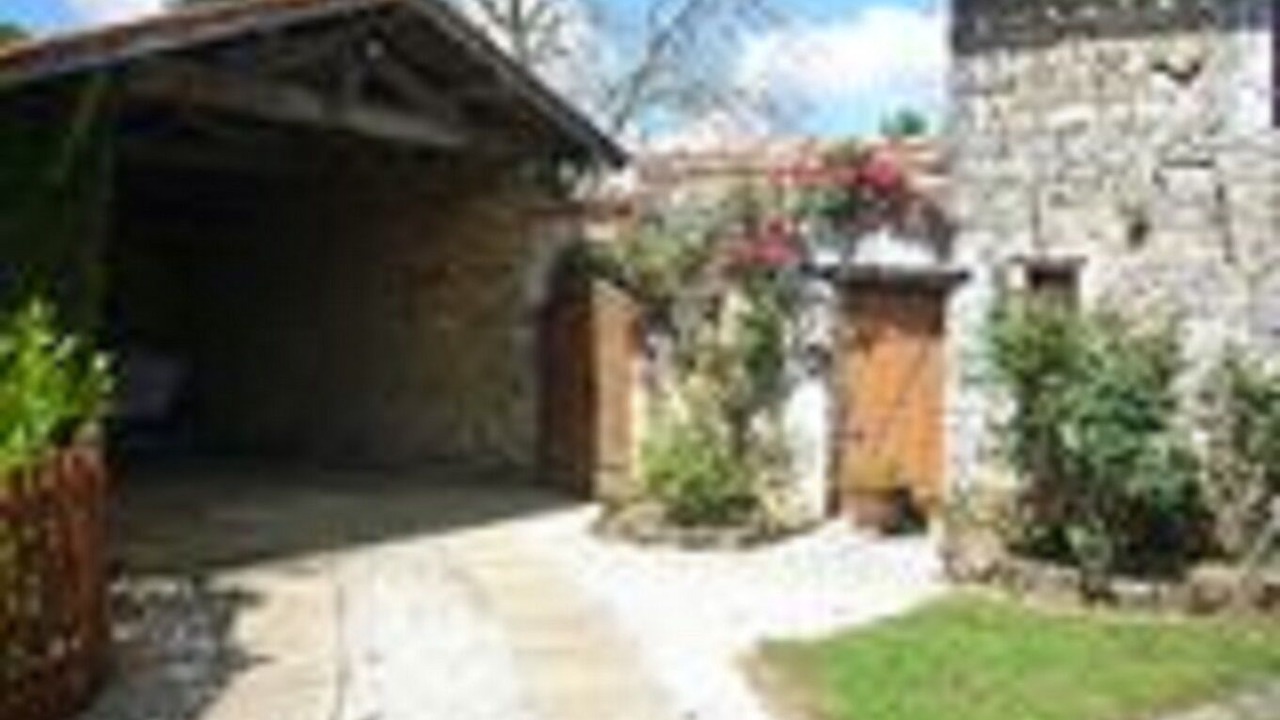 Photo of Outdoor in Saint-Juire-Champgillon