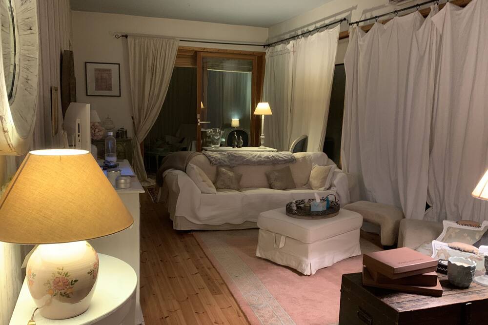 Photo of Livingroom in Saint-Alban-sous-Sampzon