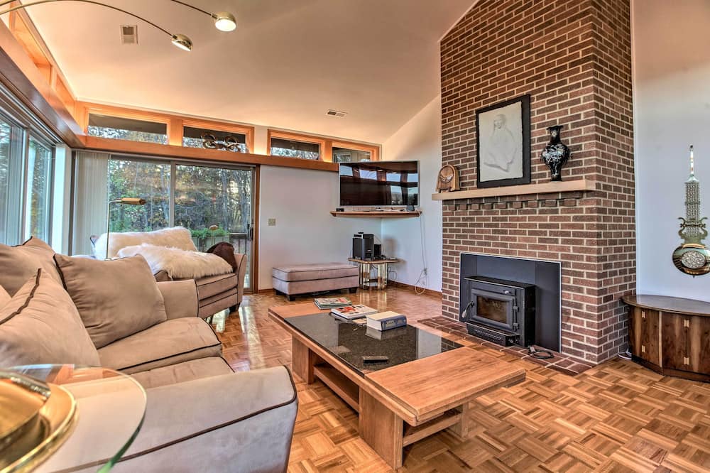 Photo of Livingroom in Radford