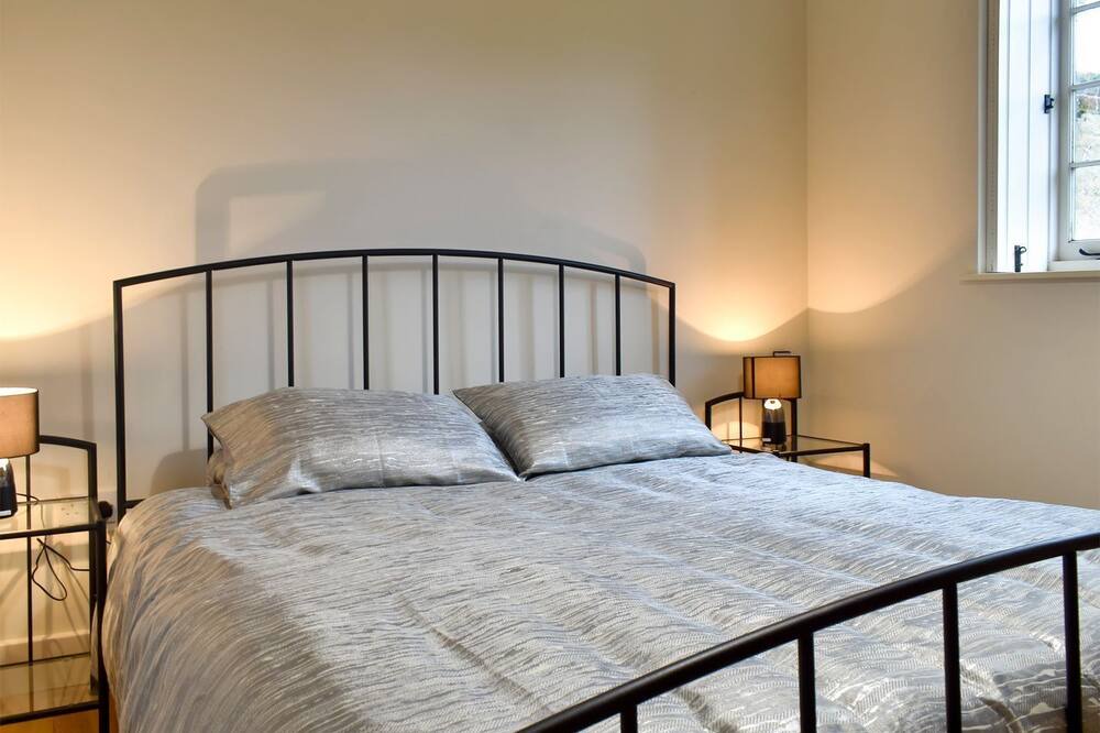 Photo of Bedroom in Farningham