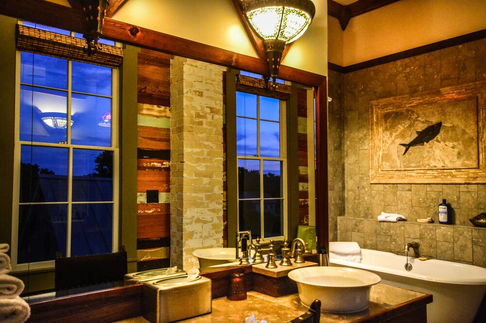Photo of Bathroom in Boerne