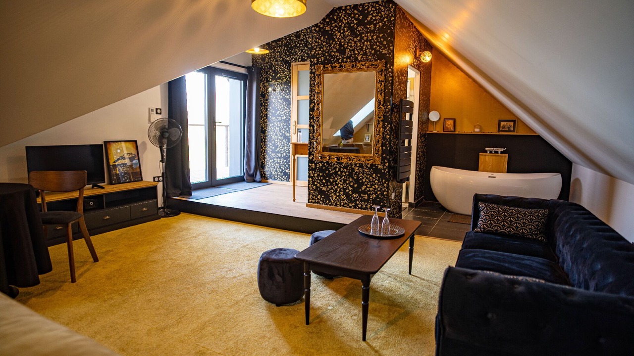 Photo of Outdoor in Change