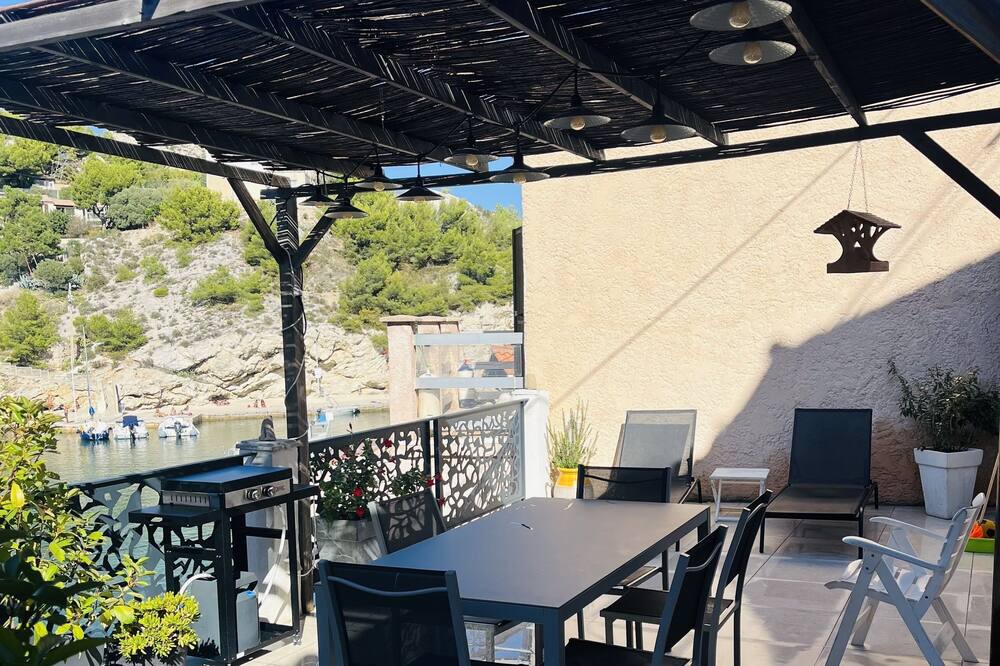 Photo of Outdoor in Niolon