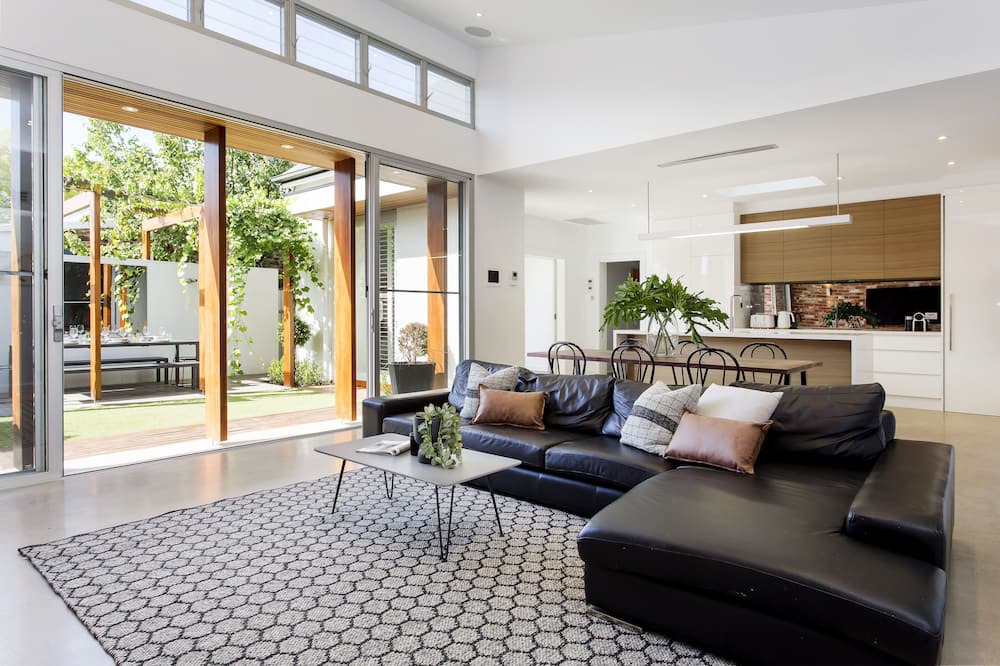 Photo of Livingroom in Norwood