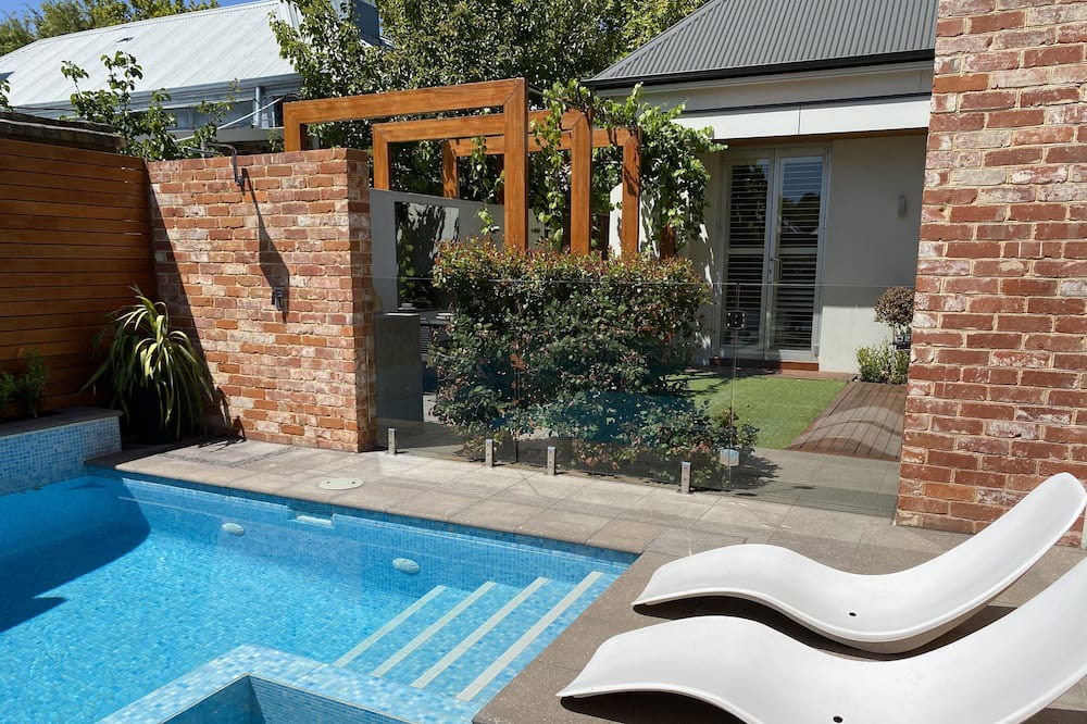 Photo of Outdoor in Norwood