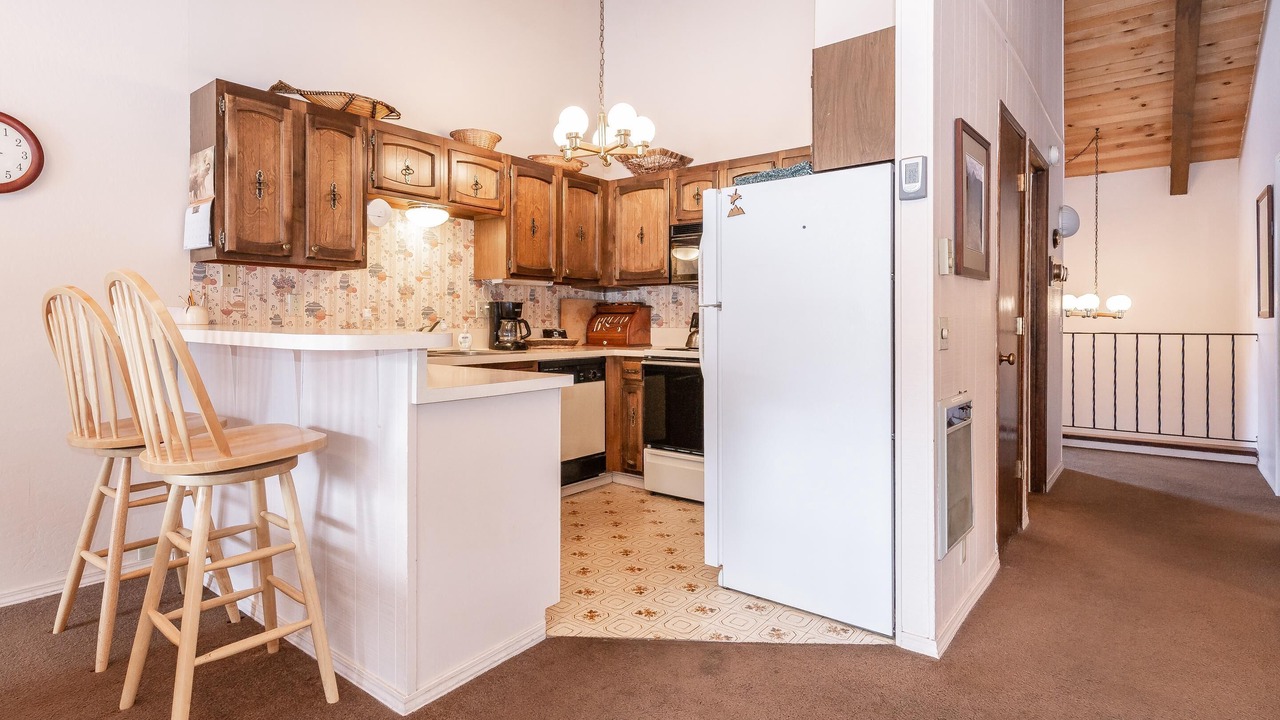 Photo of Kitchen in Mammoth Lakes