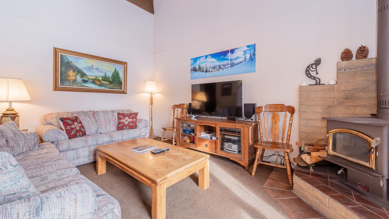 Photo of Livingroom in Mammoth Lakes