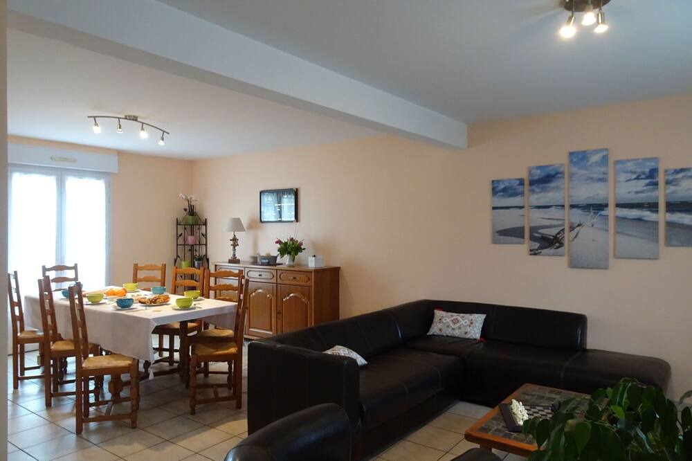 Photo of Livingroom in Barneville-Carteret