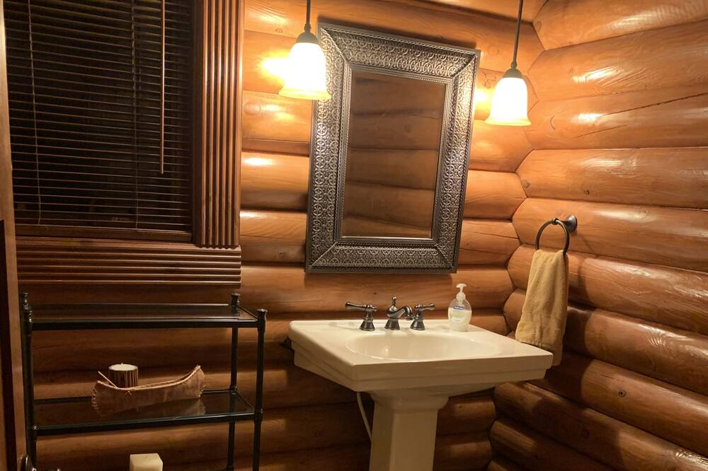 Photo of Bathroom in Big Creek