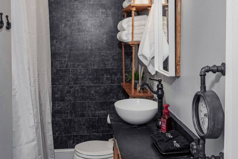 Photo of Bathroom in Sans Souci