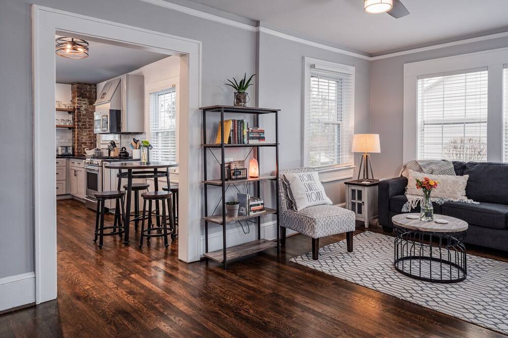 Photo of Livingroom in Sans Souci
