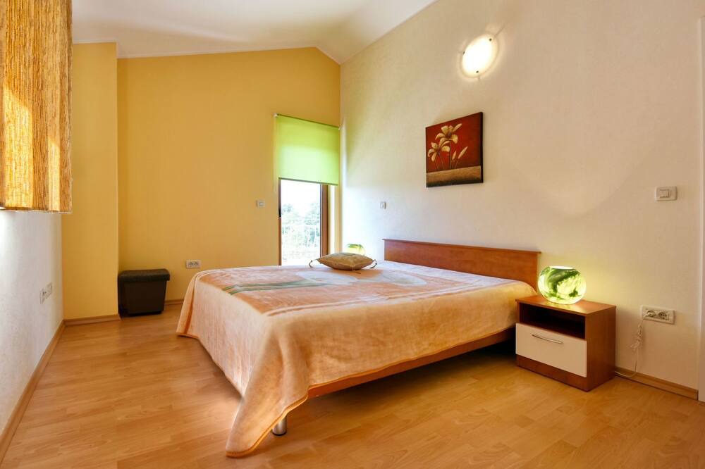 Photo of Bedroom in Mofardini