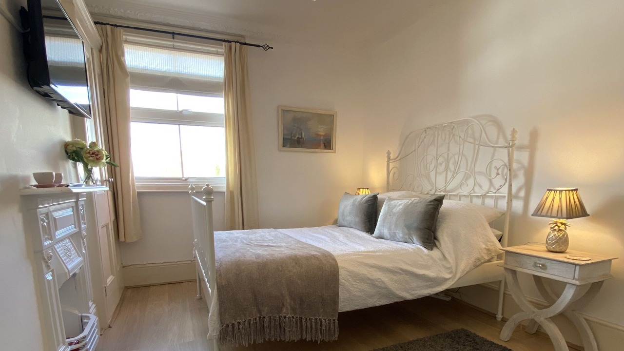 Photo of Bedroom in Henley