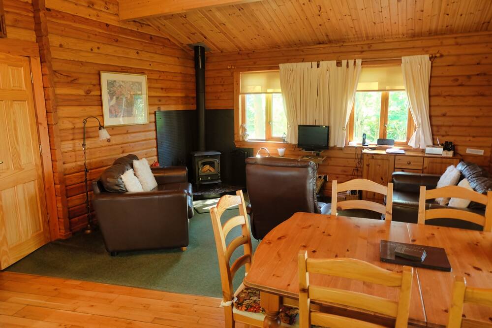 Photo of Livingroom in Saint John's Town of Dalry