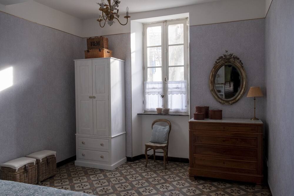 Photo of Bedroom in Caunes-Minervois