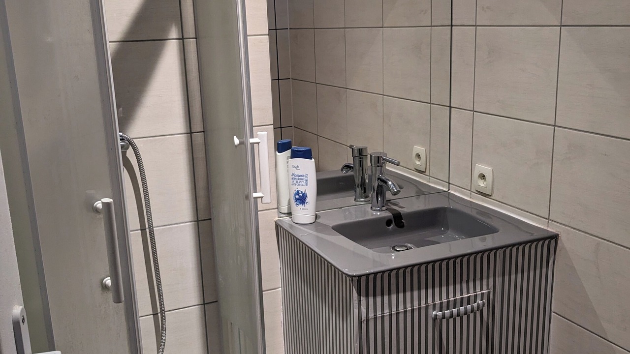 Photo of Bathroom in Thieux