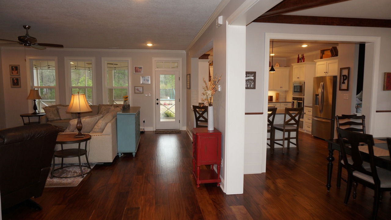 Photo of Livingroom in Appling