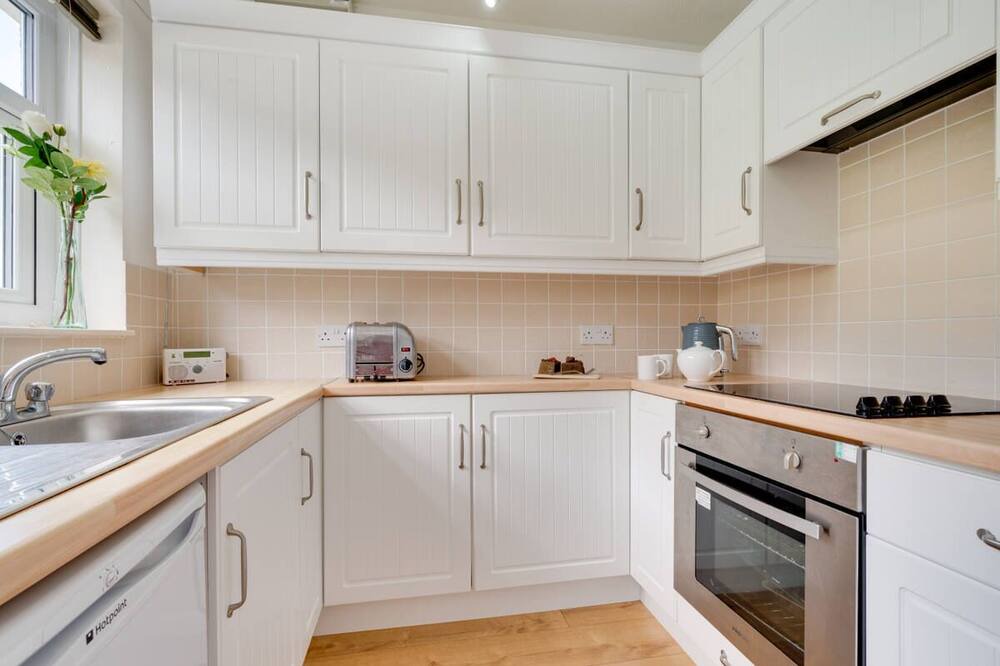 Photo of Kitchen in Crynant