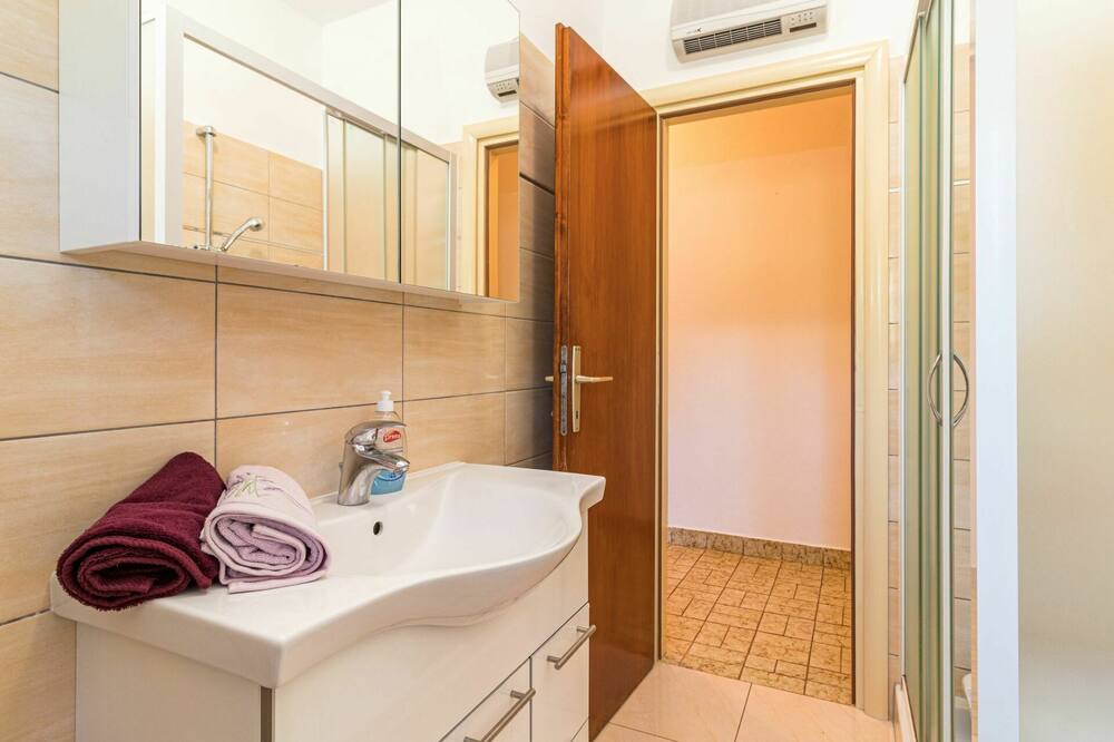 Photo of Bathroom in Sveta Katarina