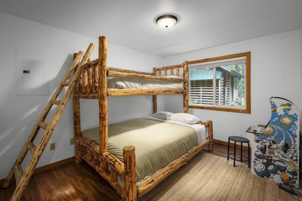 Photo of Others in Skykomish