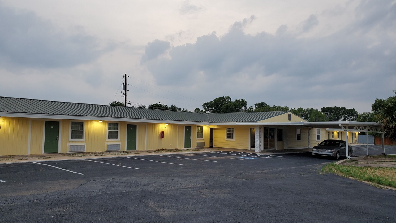Photo of Outdoor in Kingsland
