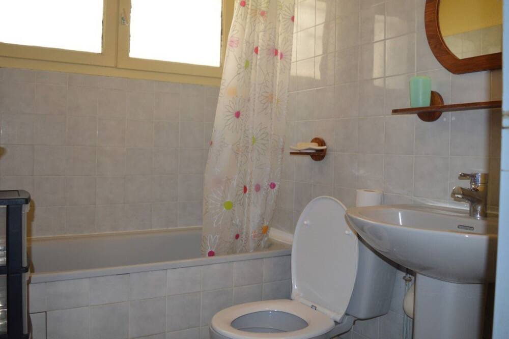 Photo of Bathroom in Saint-Cyprien Plage