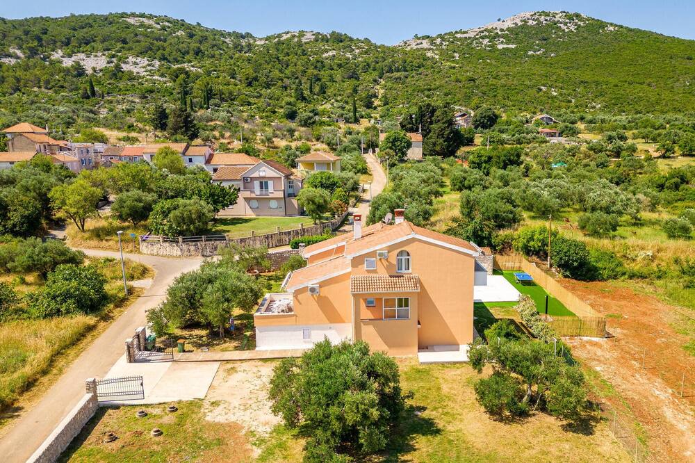 Photo of Outdoor in Mrljane