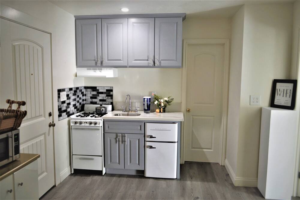 Photo of Kitchen in Covina