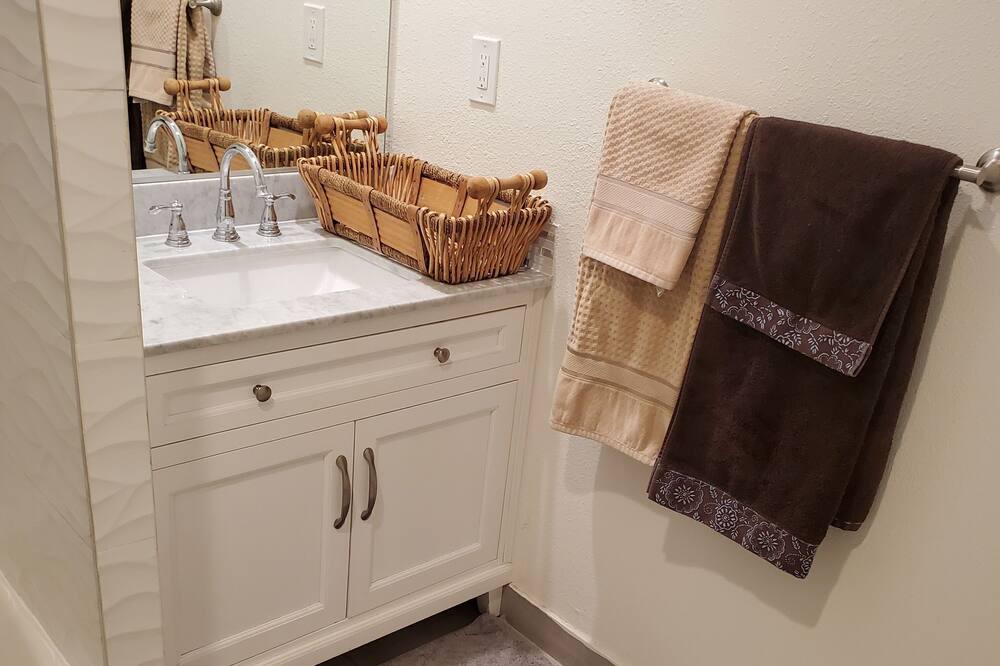 Photo of Bathroom in Covina