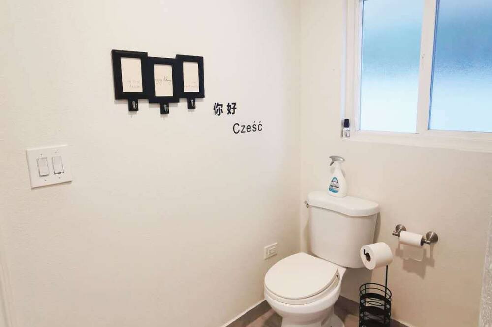 Photo of Bathroom in Covina