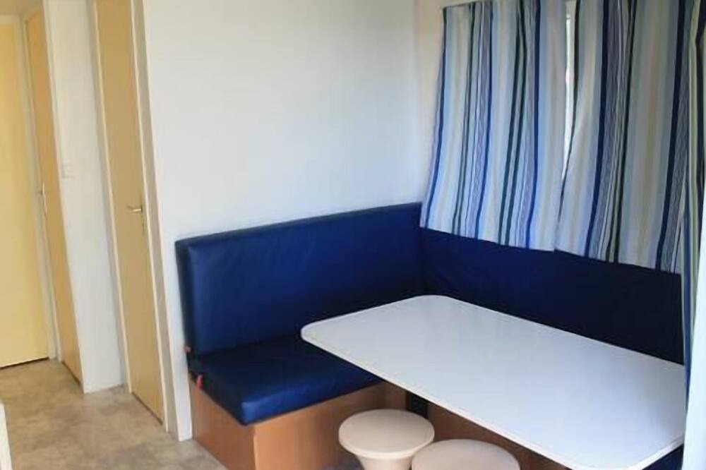 Photo of Livingroom in Fabrezan