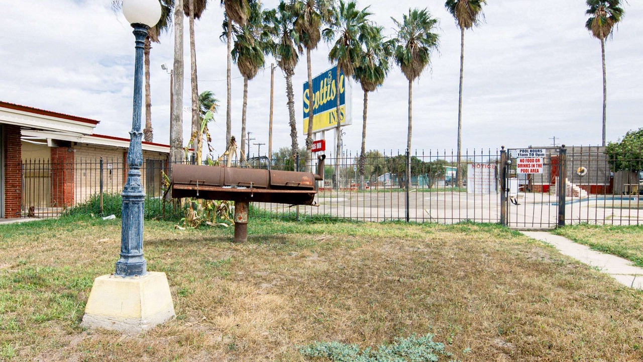 Photo of Outdoor in Alice