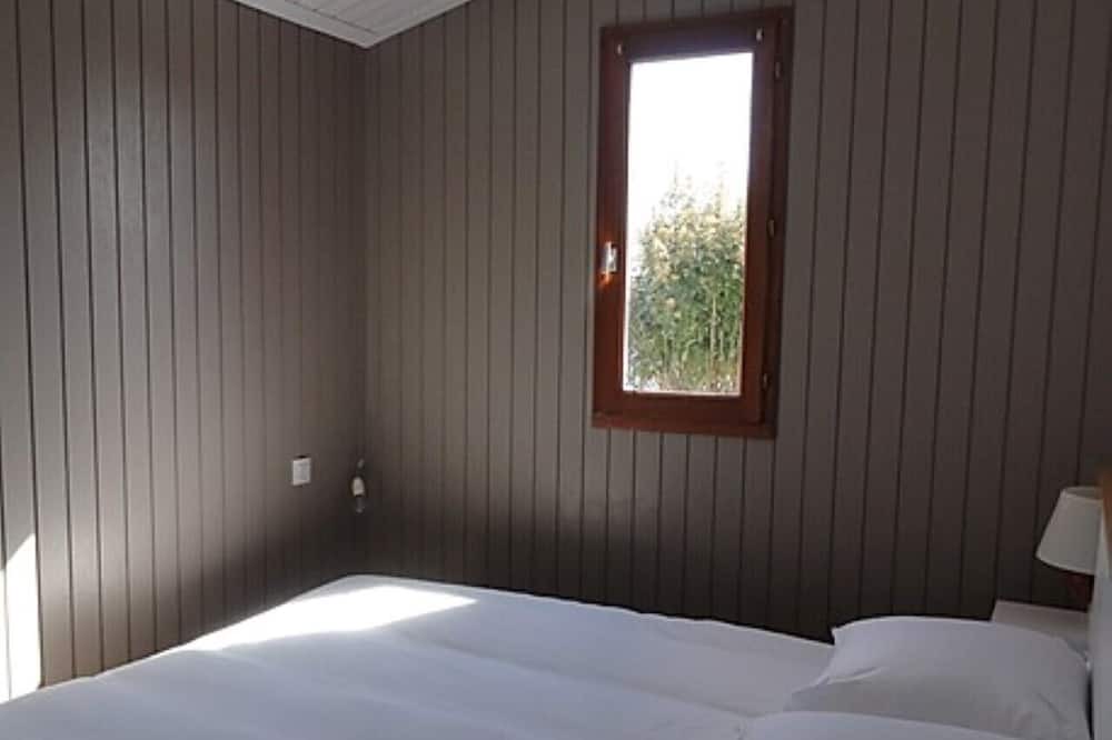 Photo of Bedroom in Tonnay-Boutonne