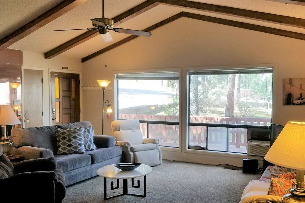 Photo of Bedroom in Ruidoso Downs