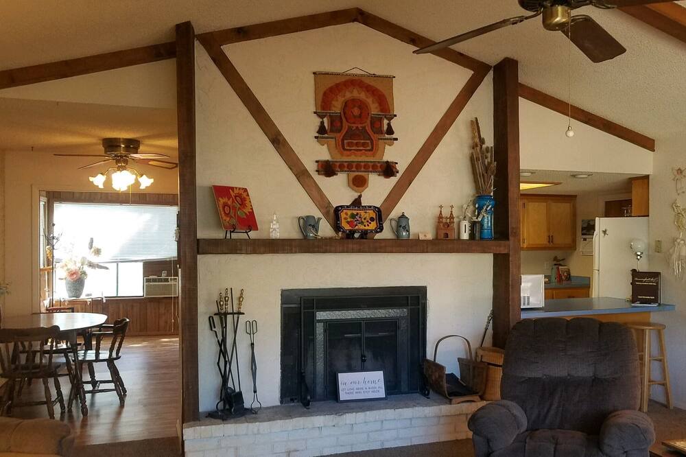 Photo of Livingroom in Ruidoso Downs