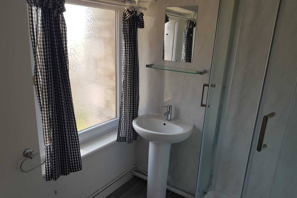 Photo of Bathroom in Cowbridge