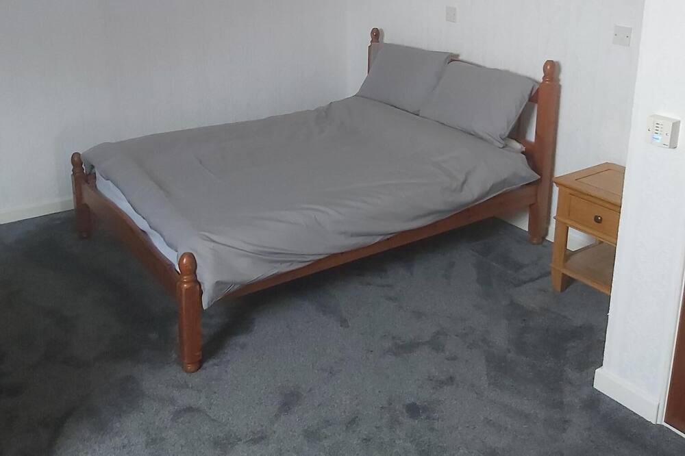 Photo of Bedroom in Cowbridge