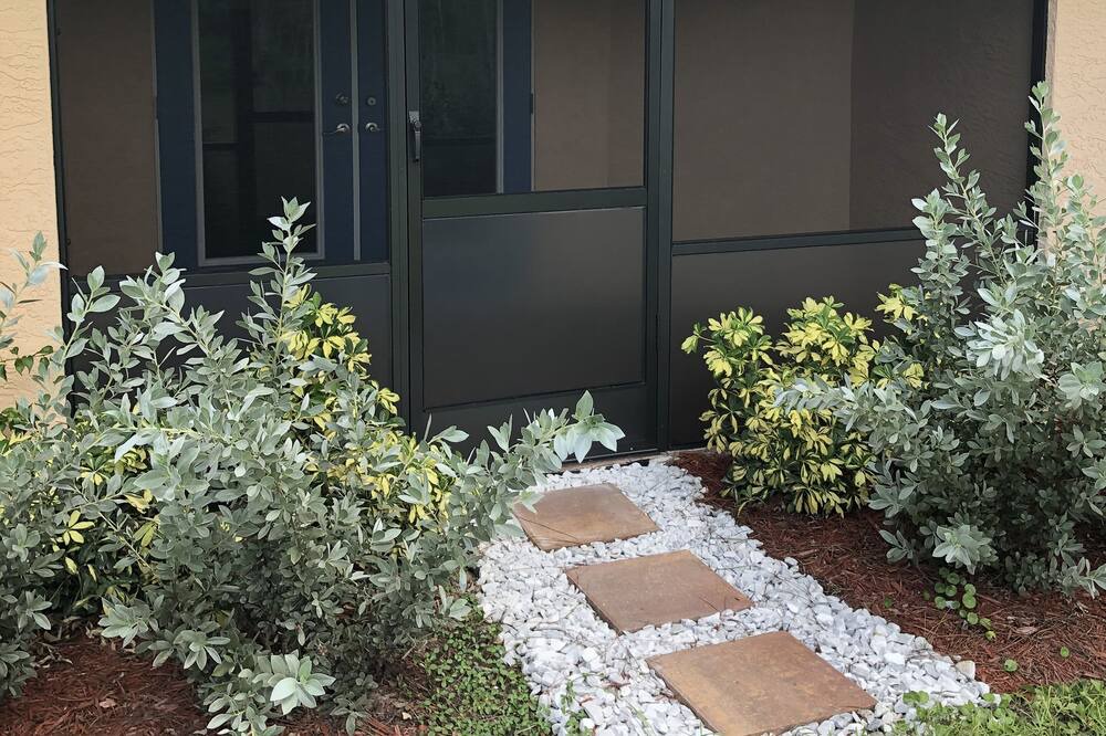 Photo of Patio Balcony in Rural Estates