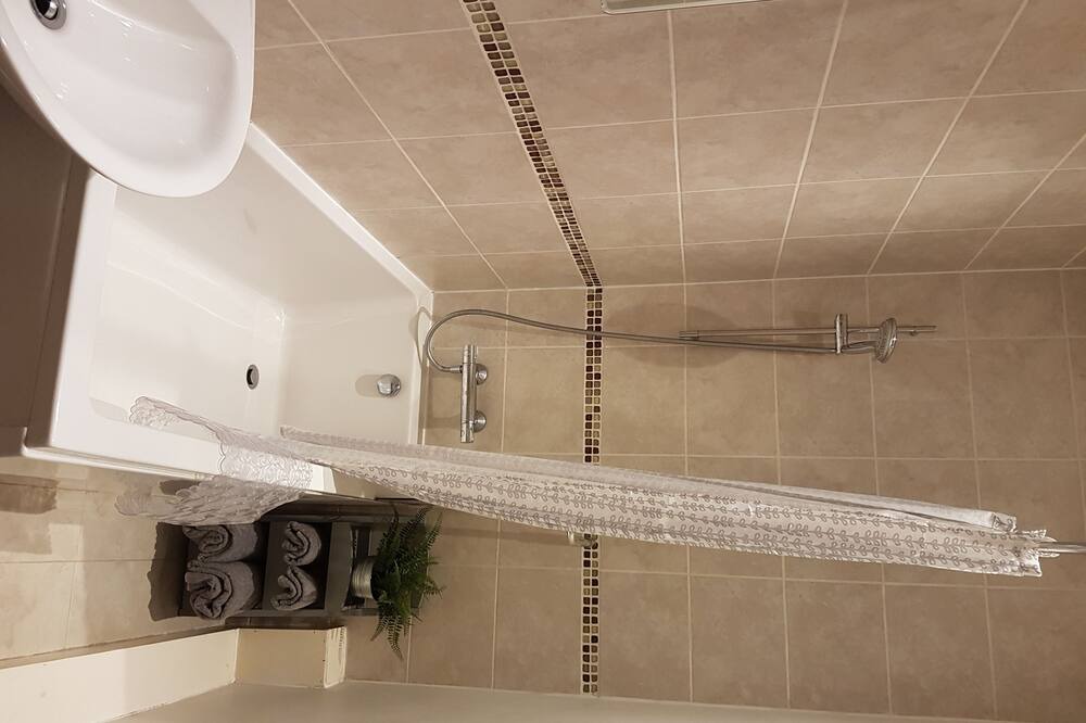 Photo of Bathroom in Leith