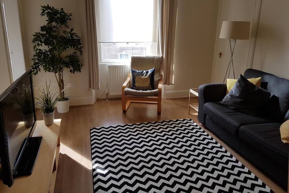 Photo of Livingroom in Leith