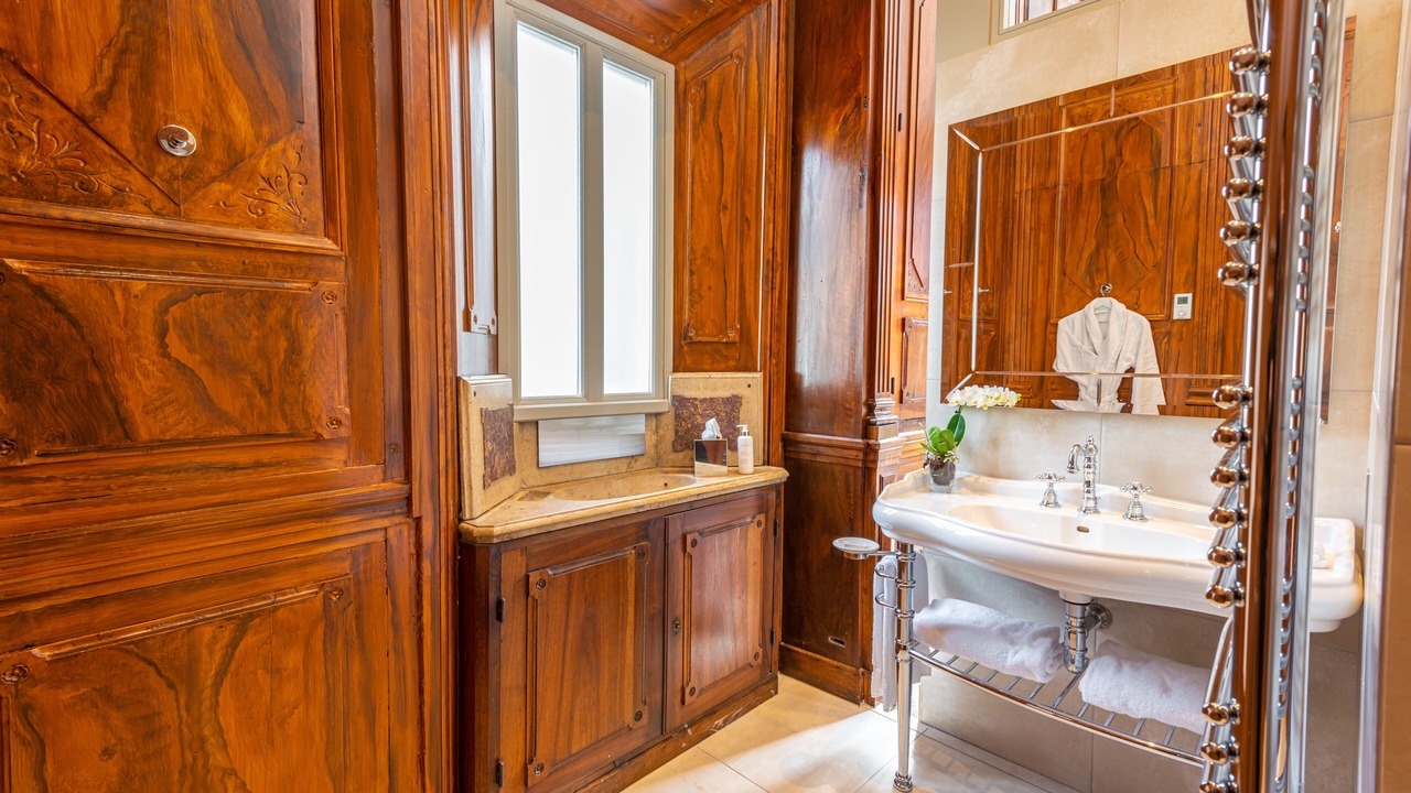 Photo of Bathroom in Voiron