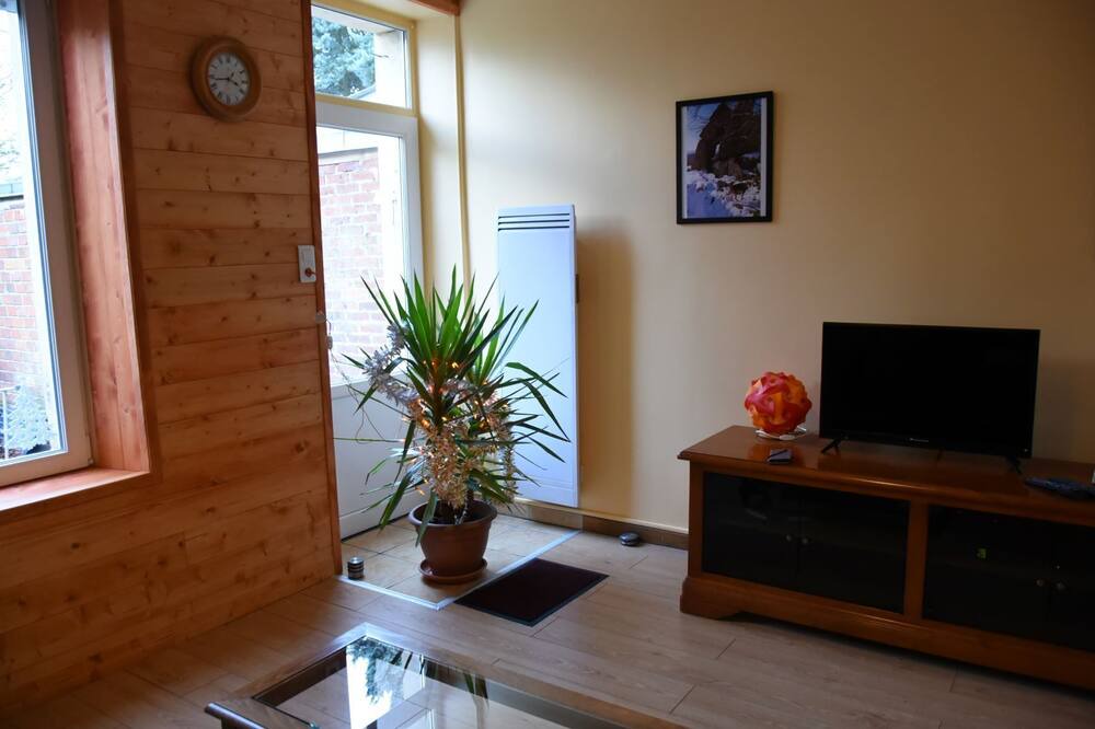 Photo of Livingroom in Charleville-Mezieres