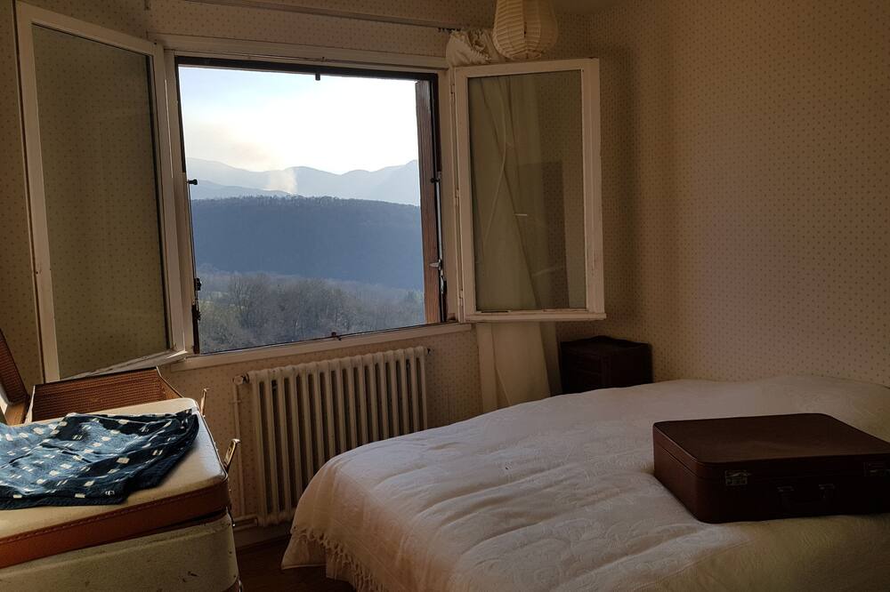 Photo of Bedroom in Avezac-prat-Lahitte