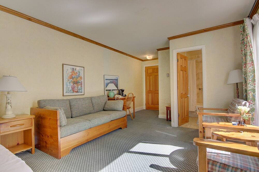 Photo of Livingroom in Sutton