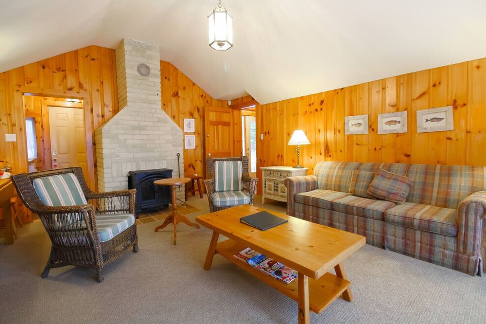Photo of Livingroom in Sutton