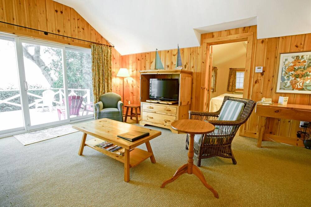 Photo of Livingroom in Sutton